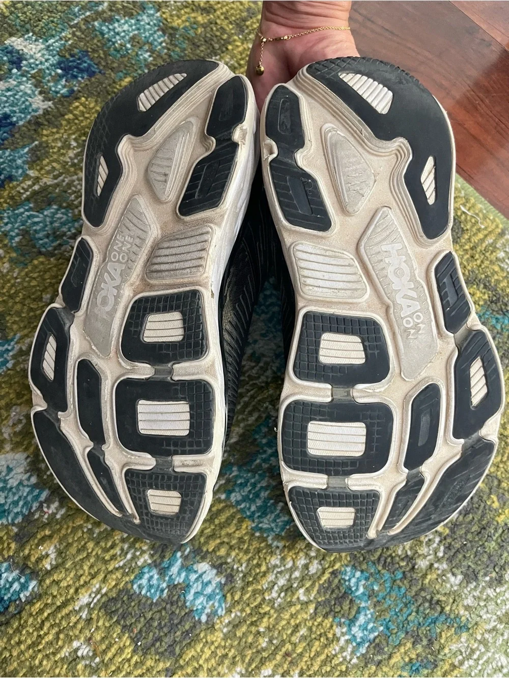 Hoka Black Running Sneakers - Bondi 7